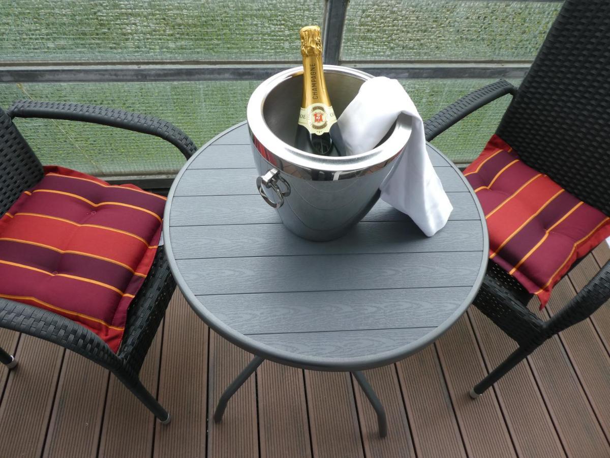 Deck 2& Deck 4 Ferienwohnungen In Sandstrandnahe Büsum Exteriör bild